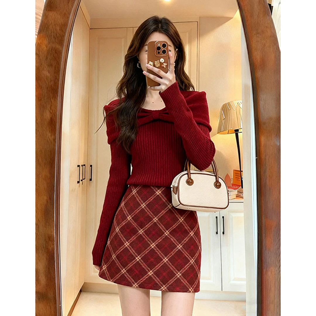 新年战袍红色毛衣连衣裙子女秋冬2026新款巨好看过年穿搭一整套装