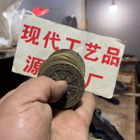 铜A*R现代文创工艺品