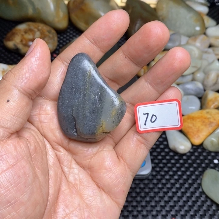 未镶嵌和田玉把件70