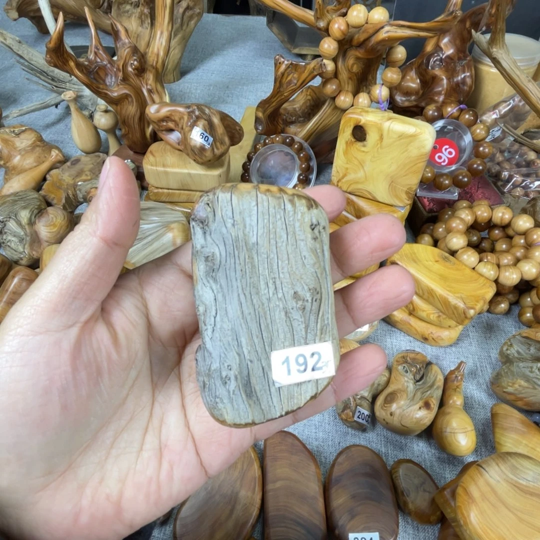 柏木太行崖柏随形手把有裂介意慎拍