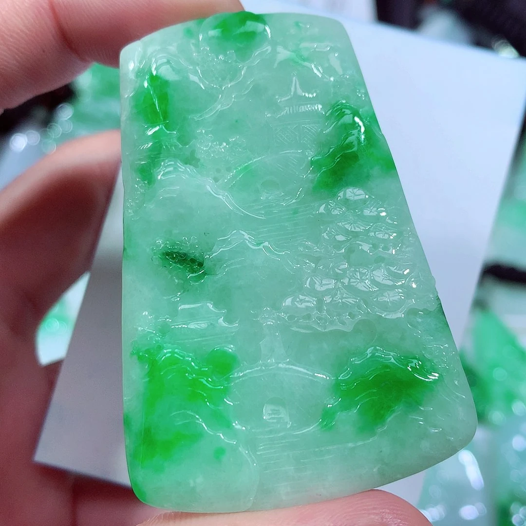 翡翠颈饰未镶嵌缅甸翡翠