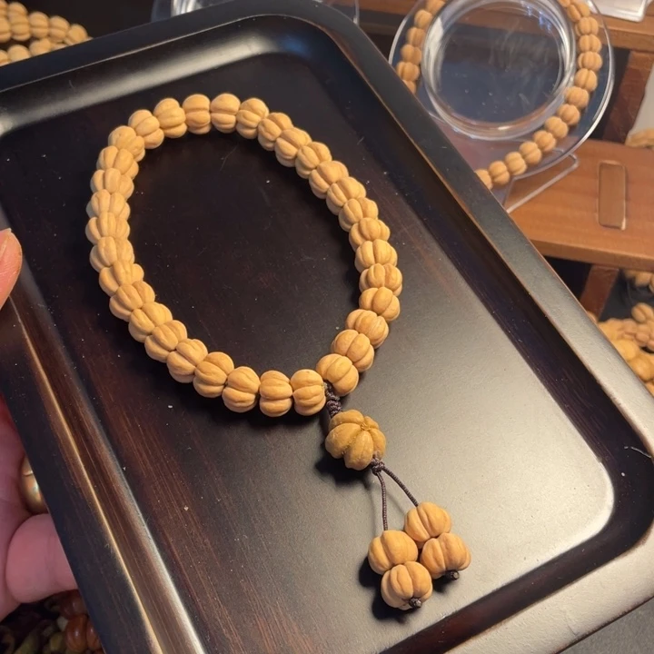 心***缘吊坠文玩核桃手串