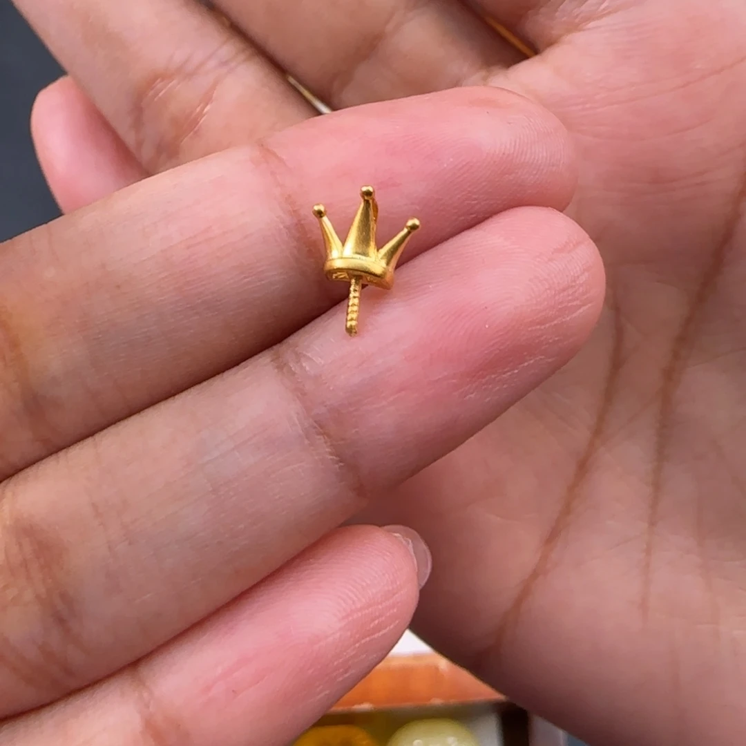 琥珀未镶嵌颈饰琥珀