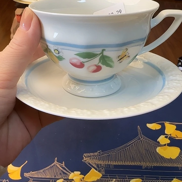 瓷9329德国卢臣泰浮雕