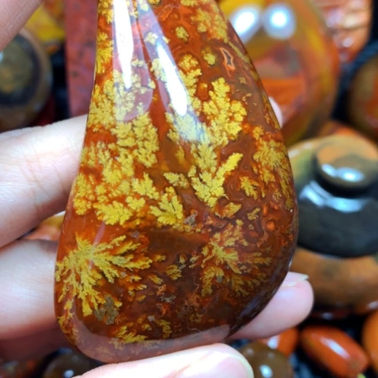 啊***对玛瑙/玉髓未镶嵌颈饰