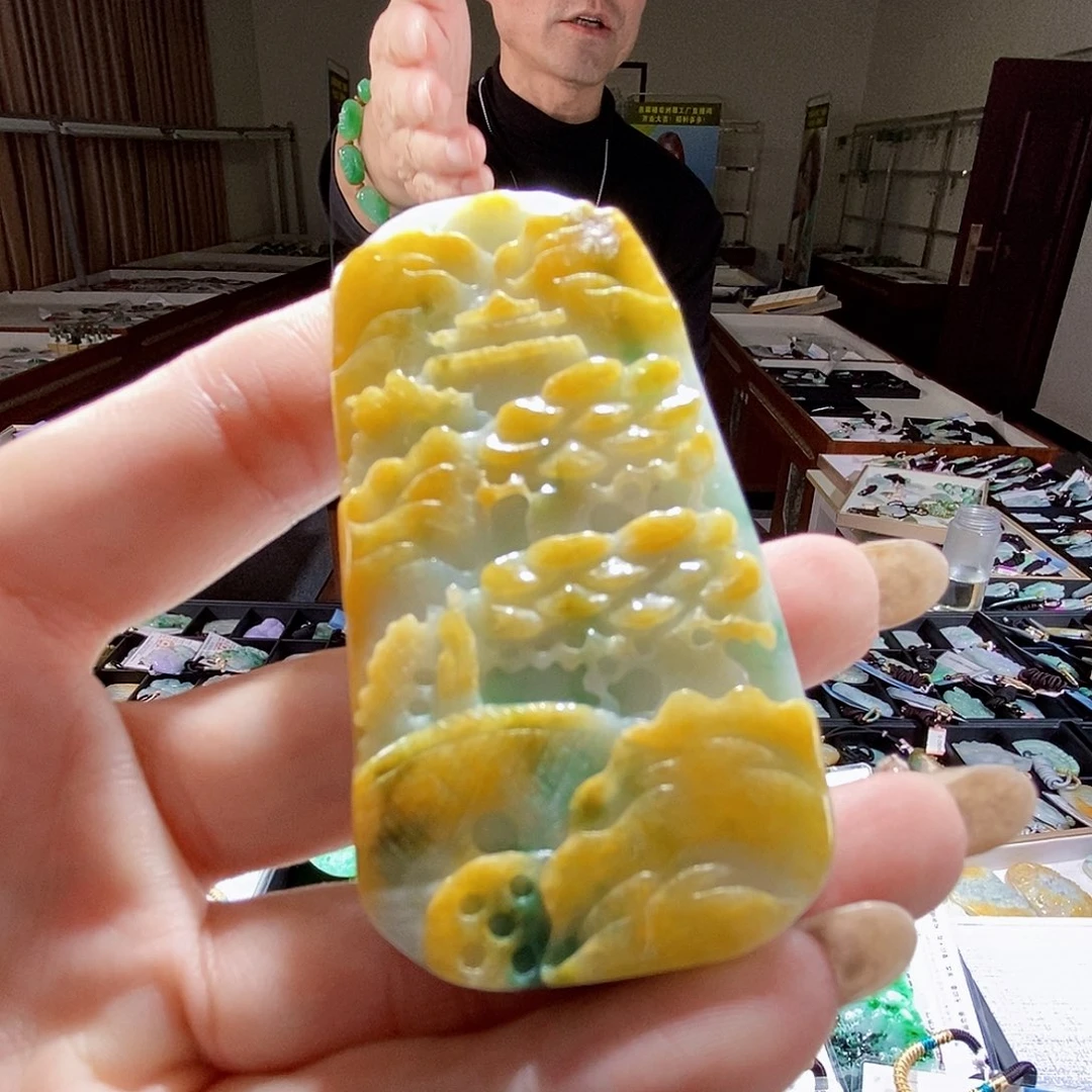 颈饰未镶嵌翡翠翡翠