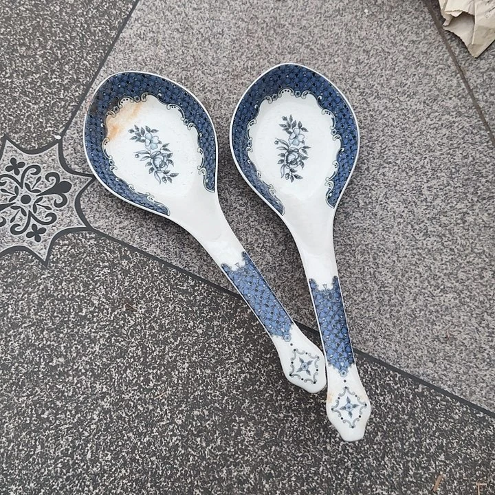 瓷片陶瓷盘子碗啥都有