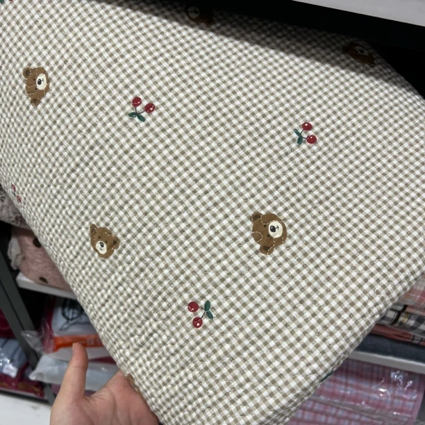 3.榻榻米花边床盖三件套