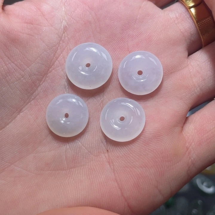 翡翠未镶嵌颈饰福利平安扣随机发