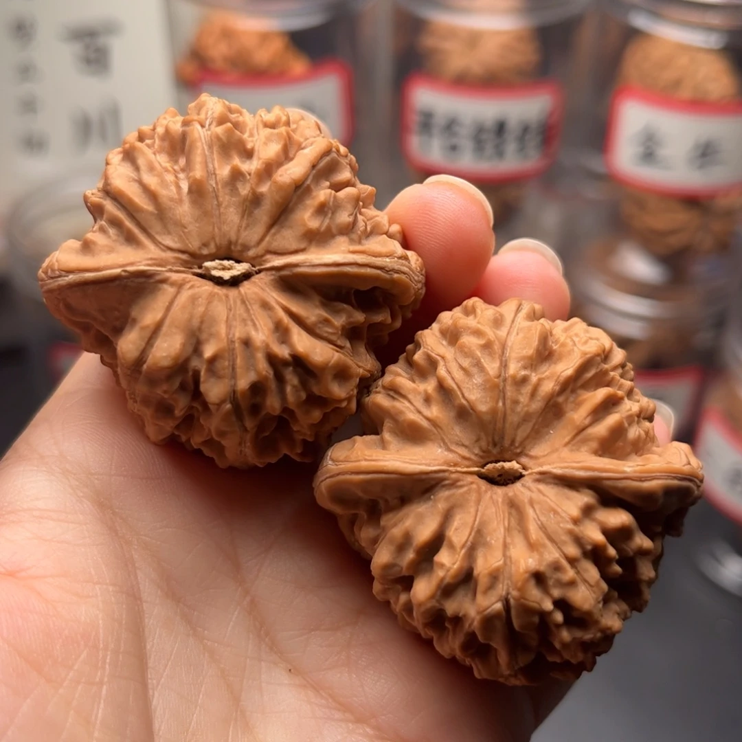 上***福把件文玩核桃45老树全品和尚头