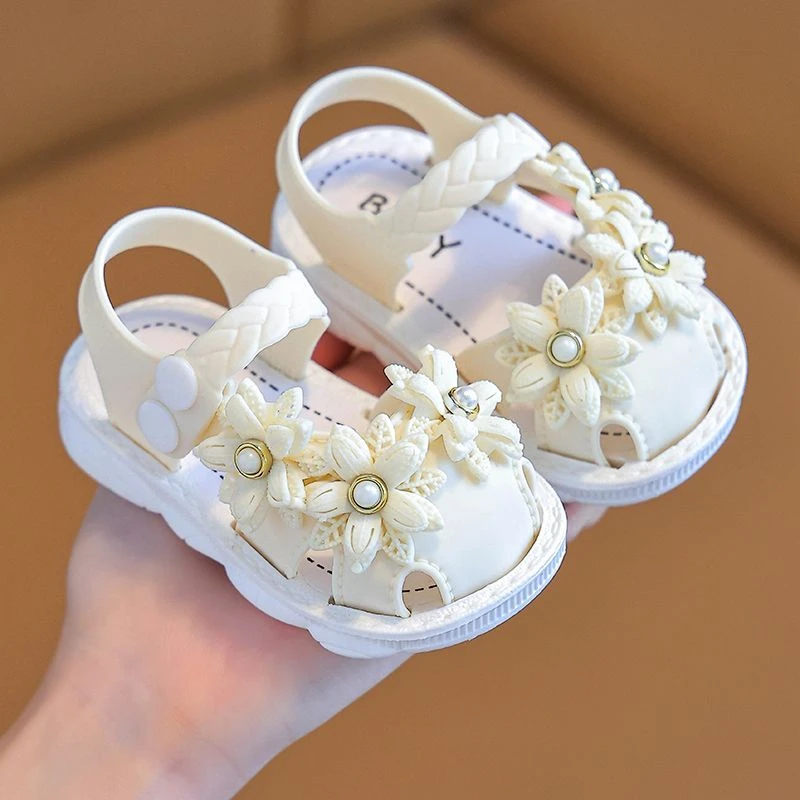 女童凉鞋2025夏季儿童软底包头洋气百搭公主鞋防滑小童宝宝学步鞋