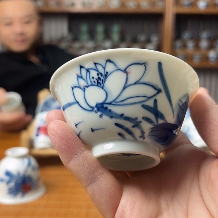 手工制作陶瓷器皿