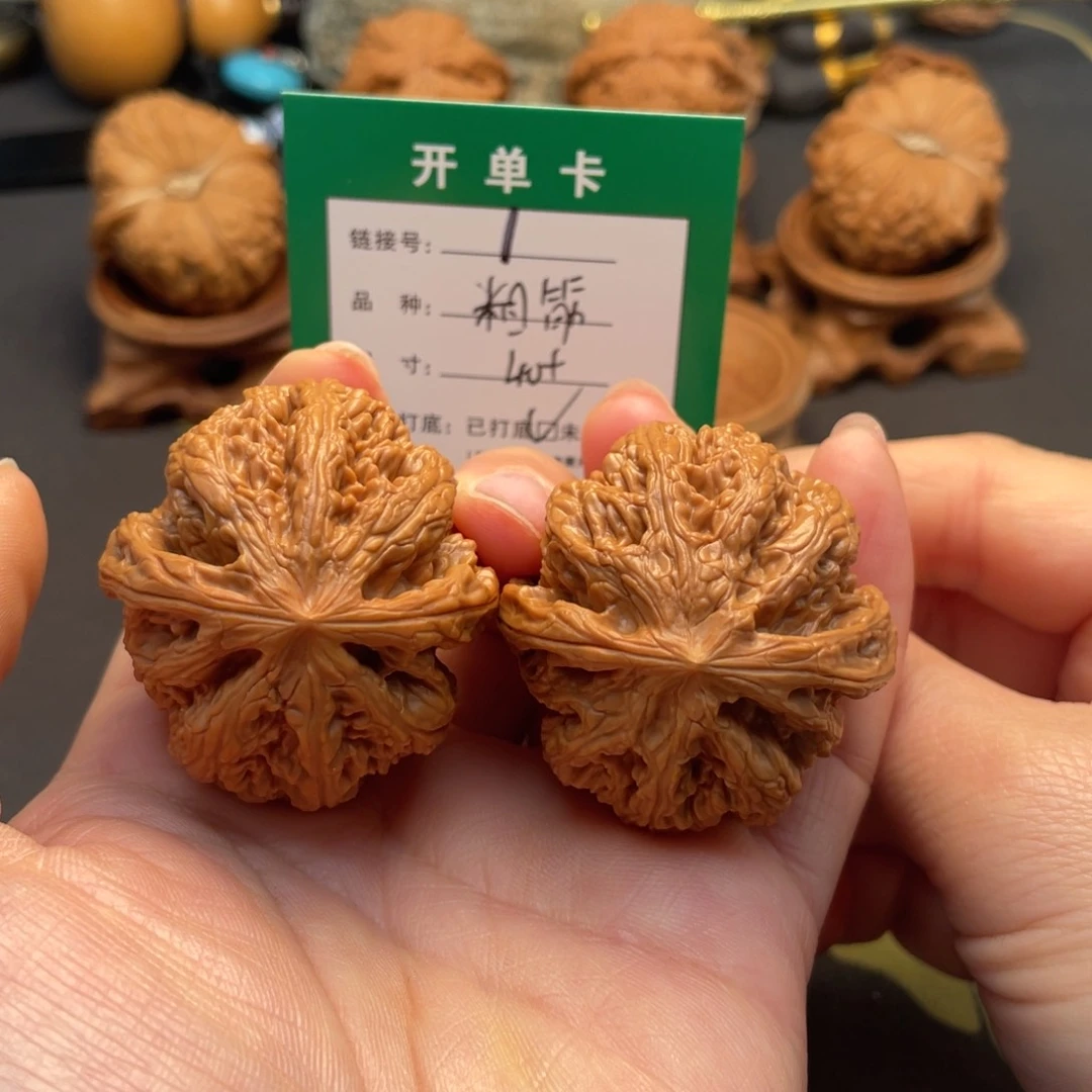 桃核吊坠文玩核桃