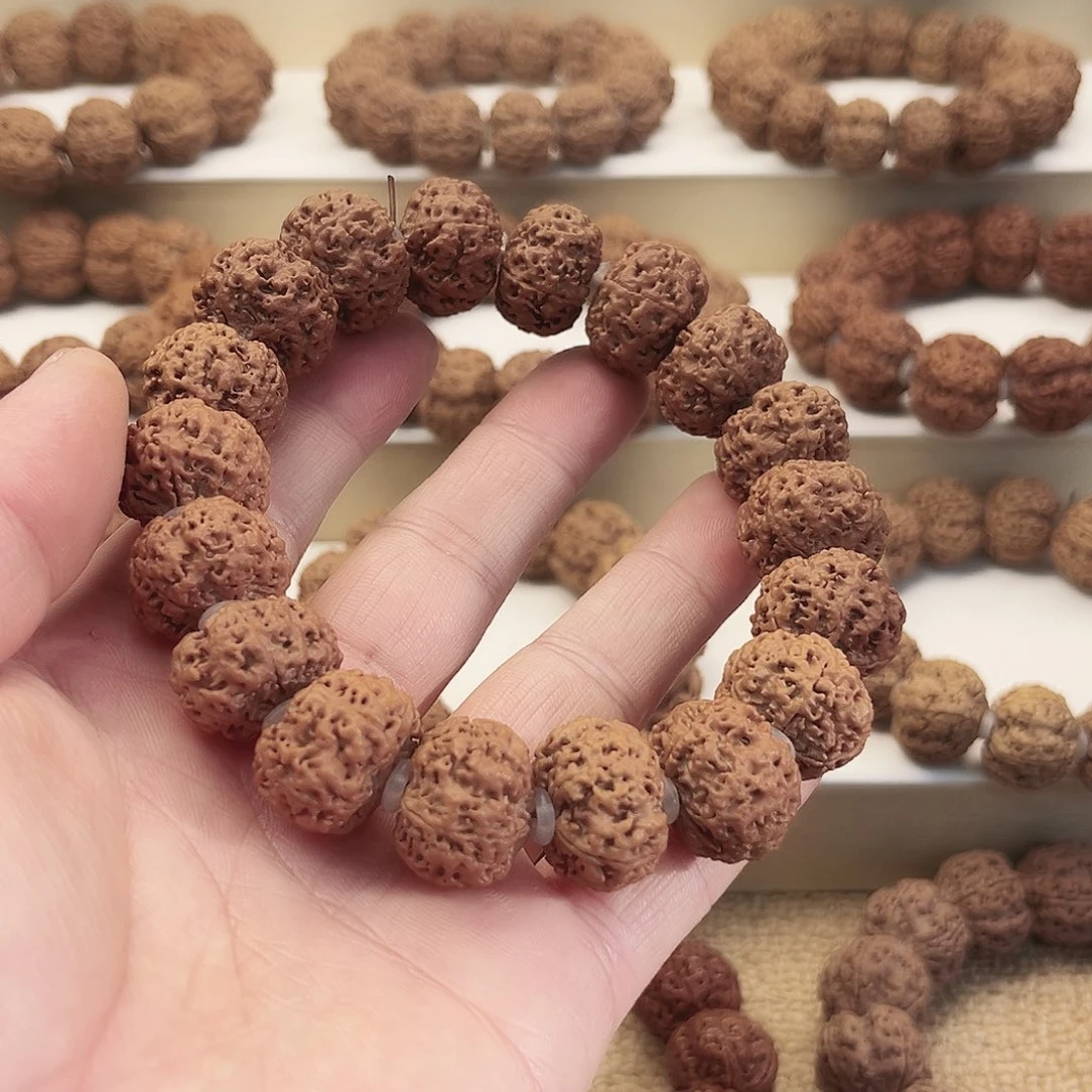 轩***音金刚菩提吊坠夹板