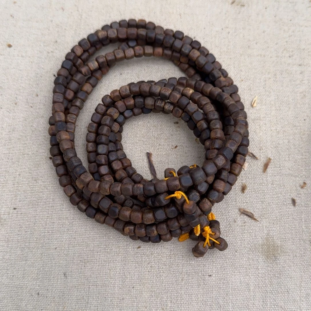 沉香手串绿奇楠沉水多圈约0.6-19多样性发一条