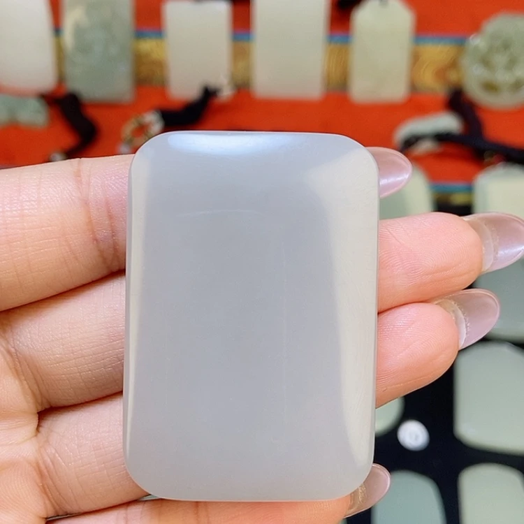 【闪购商品】颈饰未镶嵌和田玉