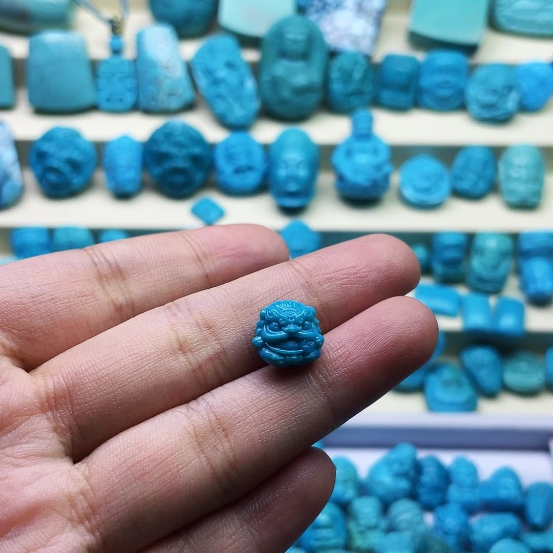 绿松石未镶嵌雕刻