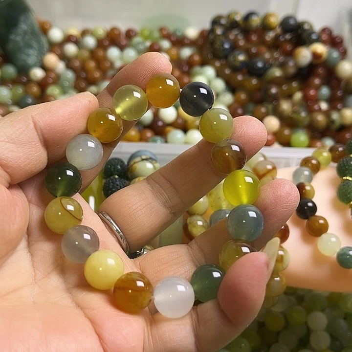 合金蛇纹石玉颈饰