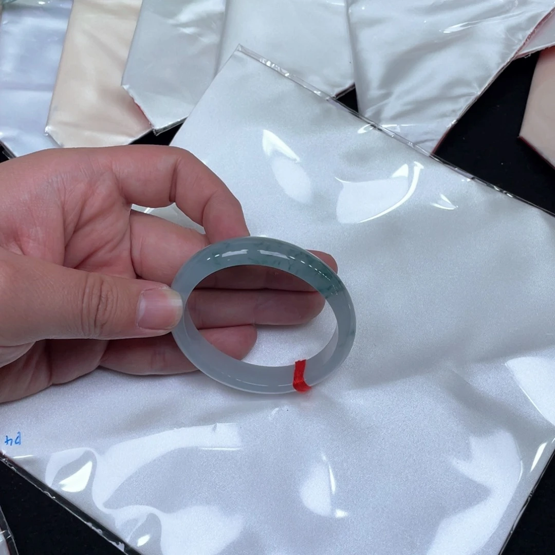 翡翠手镯未镶嵌55.6贵妃