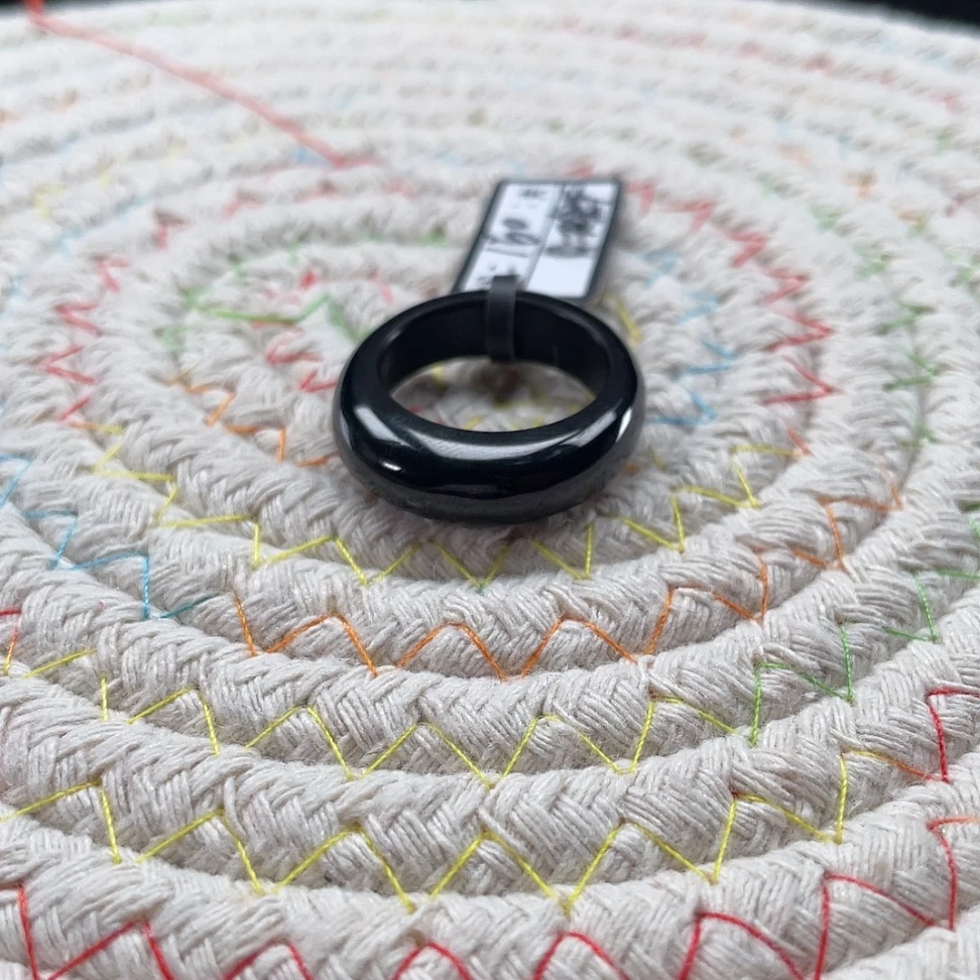 和田玉未镶嵌戒指g26聚墨馒头片17.5不退换