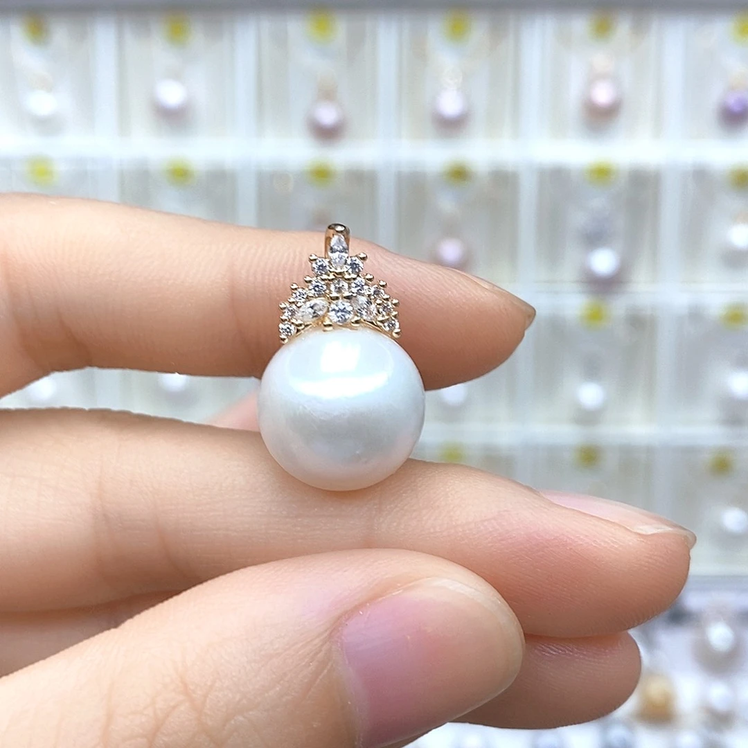 淡水珍珠合金颈饰