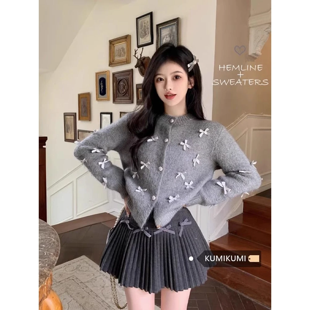 灰色蝴蝶结小香风毛衣女秋冬软糯针织开衫甜辣风小