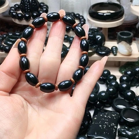 【闪购商品】未镶嵌手链和田玉