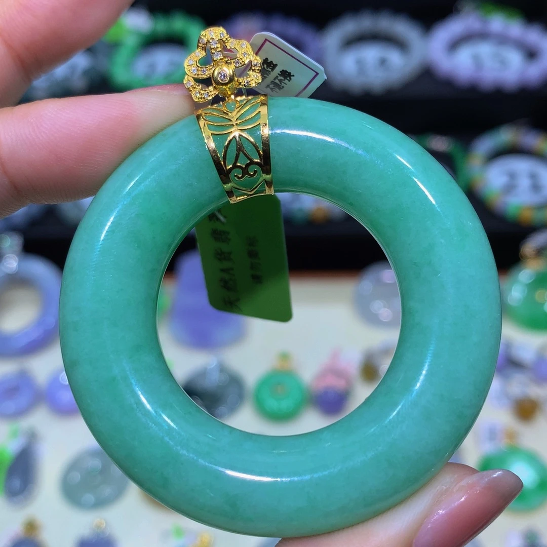 翡翠18K金镶嵌手链翡翠
