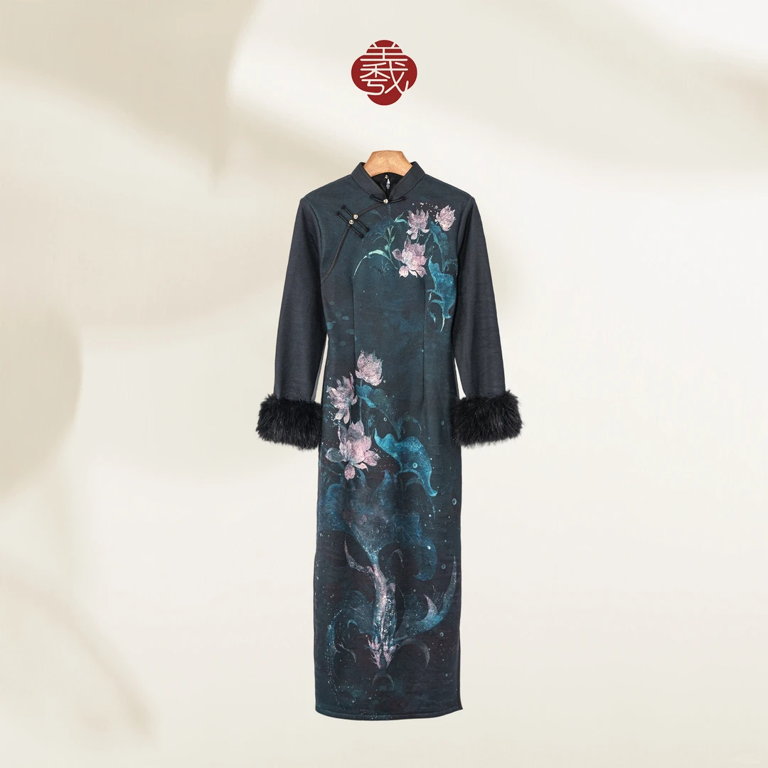 吕小男【浣莲】新中式国风秋冬设计款古法百搭长袖仿兔毛加绒旗袍
