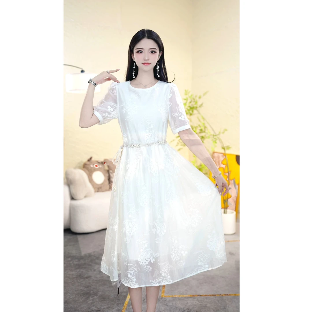 2025夏季新款高端轻奢优雅百搭遮肉显瘦修身时尚连衣裙0555