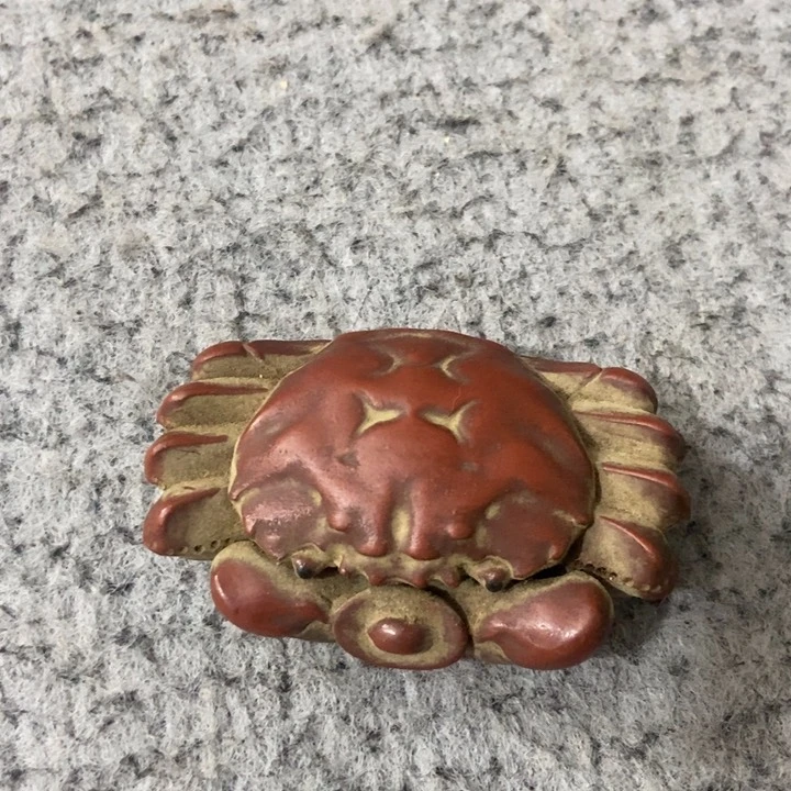紫砂陶瓷制品摆放