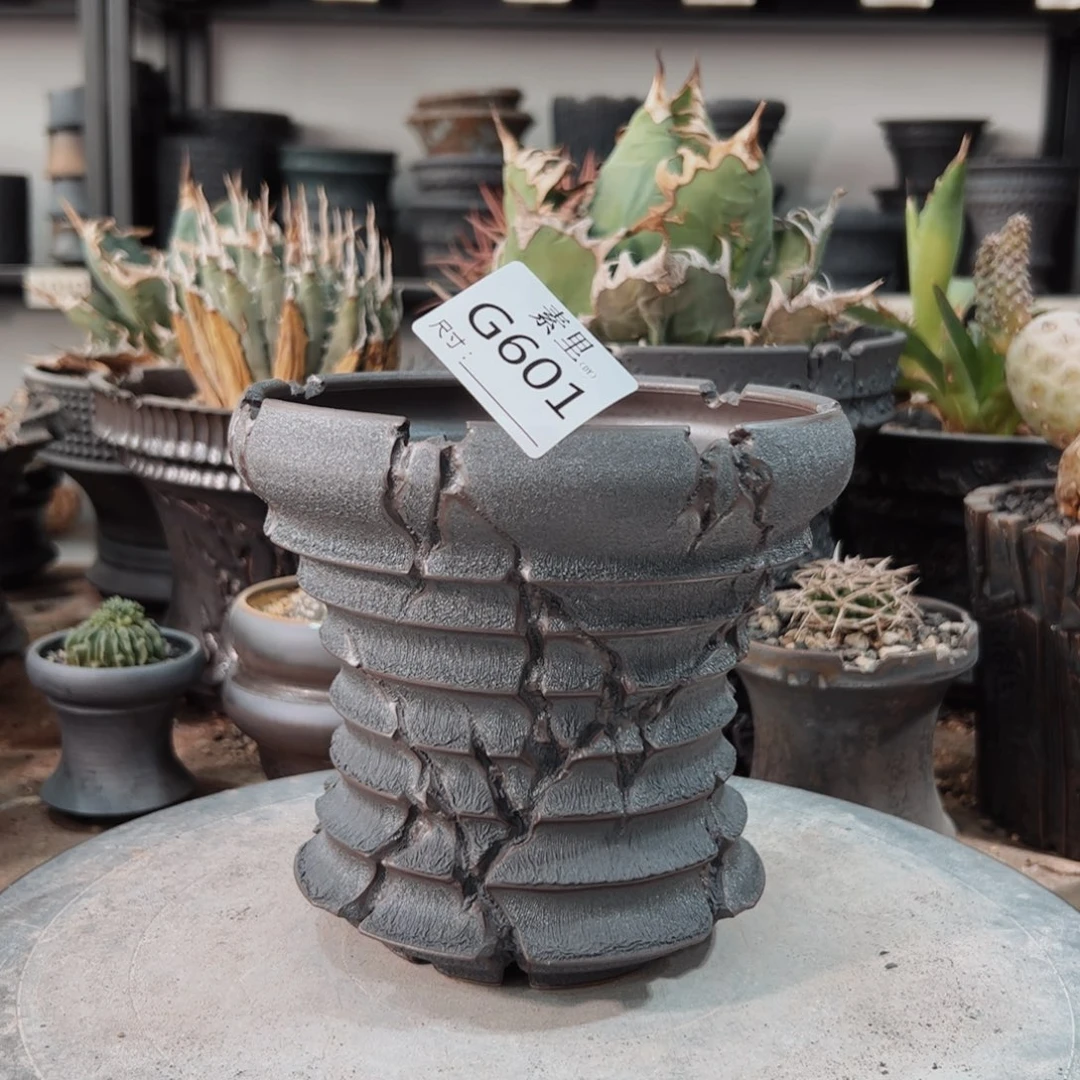 景德镇素里手工内口13.5高14