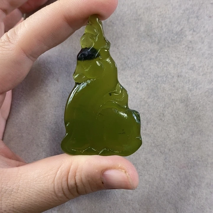 未镶嵌岫玉挂件吊坠