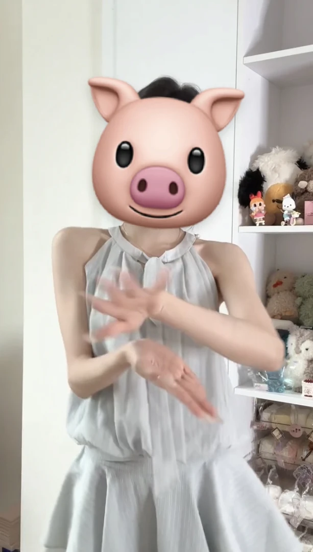 夏季新款洋气衣服女休闲温柔风无袖圆领蝴蝶结连衣裙宽松显瘦裙子