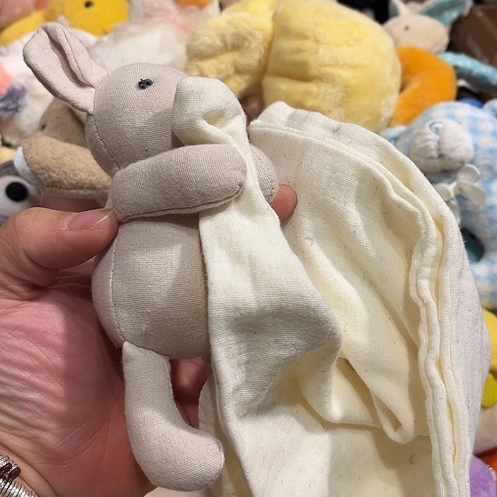 毛绒玩偶安抚巾哈哈哈