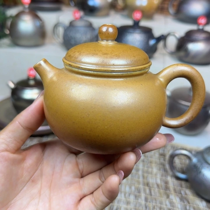 云南建水紫陶柴烧壶