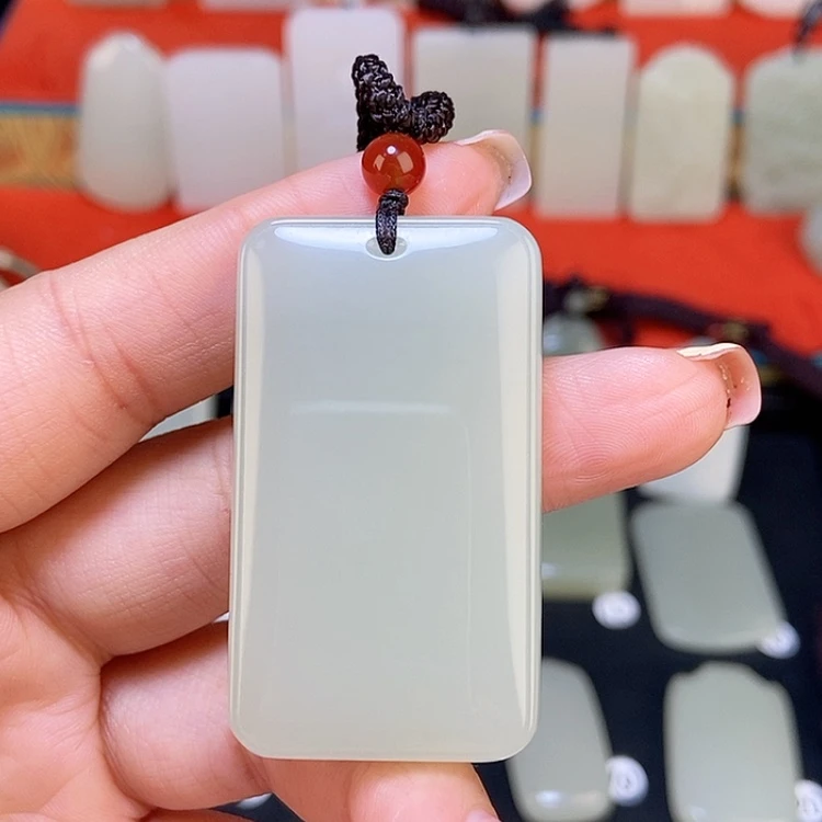 【闪购商品】颈饰未镶嵌和田玉