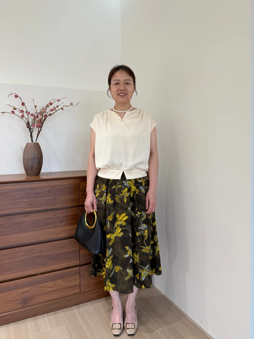 妈妈夏装洋气套装2025新款贵夫人中老年女装时尚短袖上衣两件套