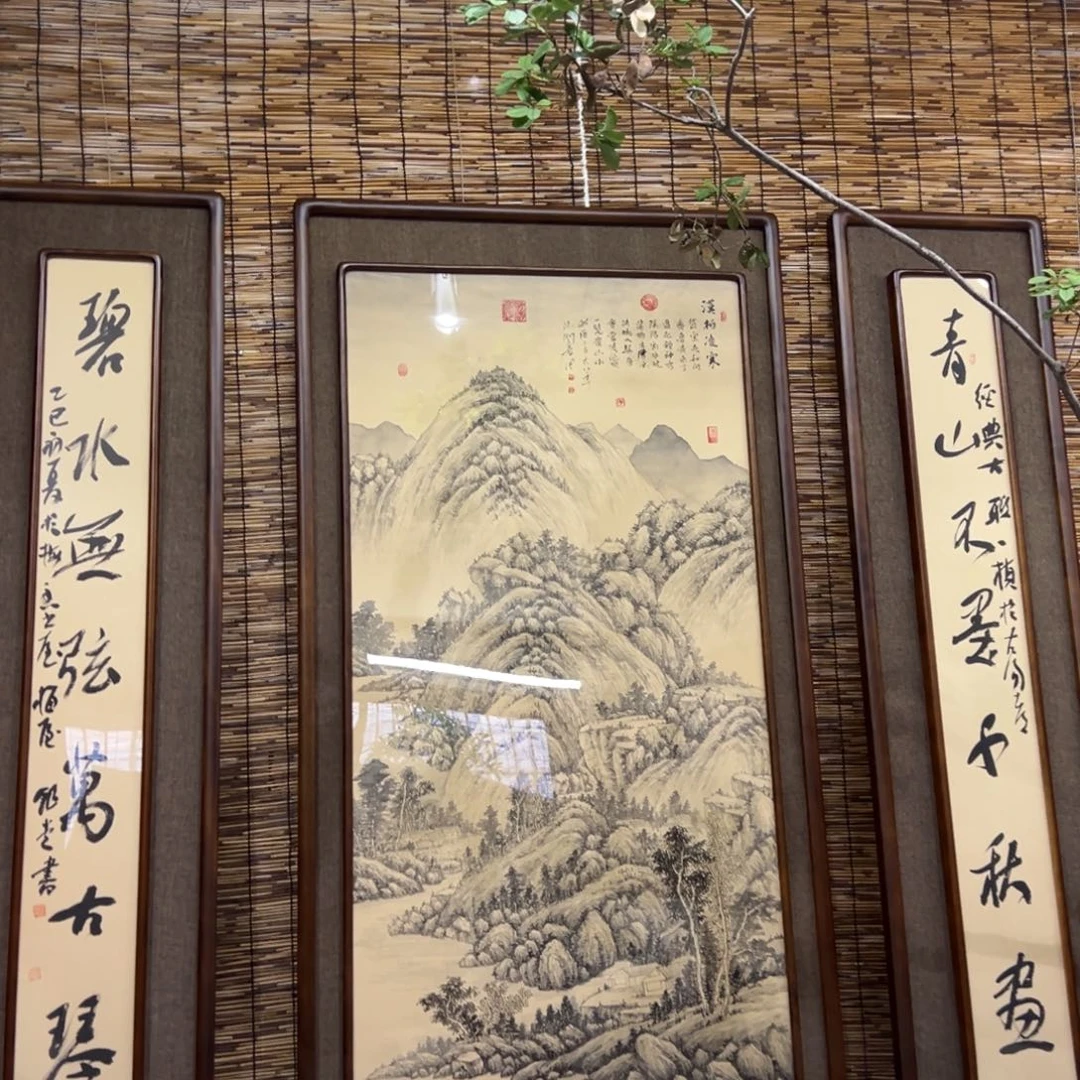 T***y国画亲笔手绘作品