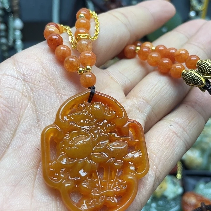 未镶嵌蛇纹石玉颈饰