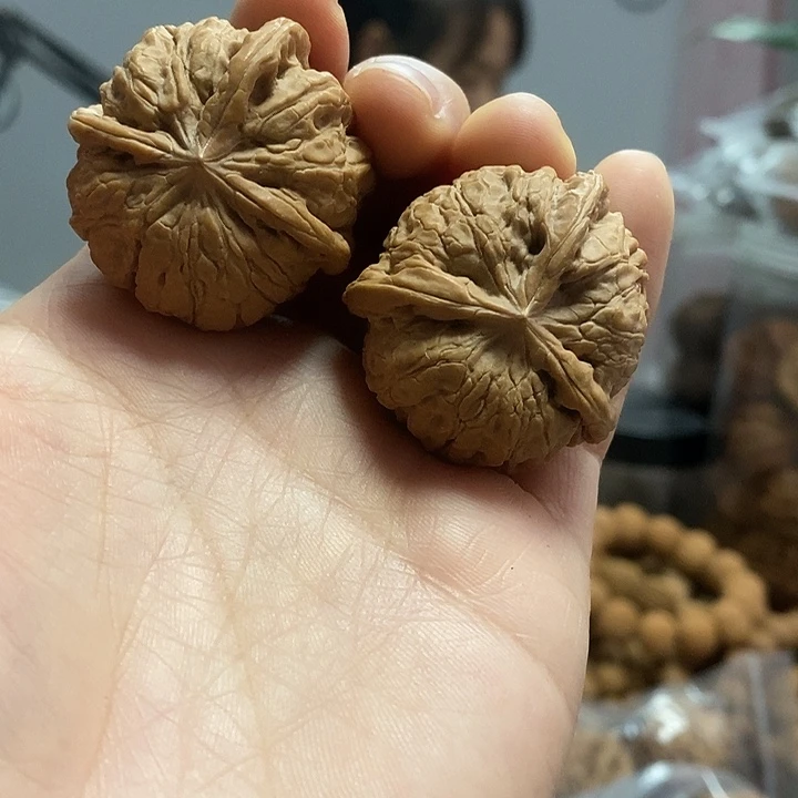 把件文玩核桃37五花石三棱