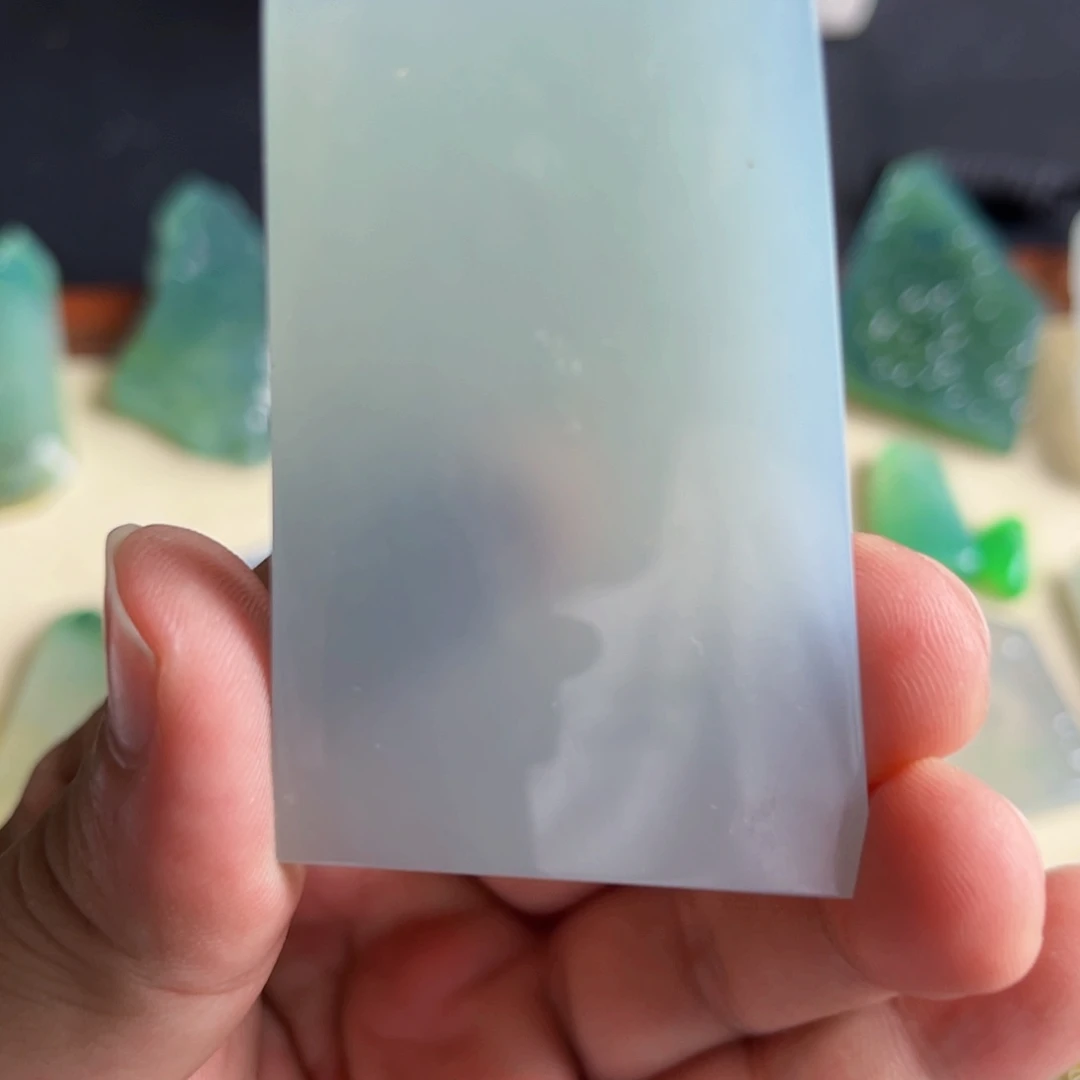 定制翡翠未镶嵌翡翠