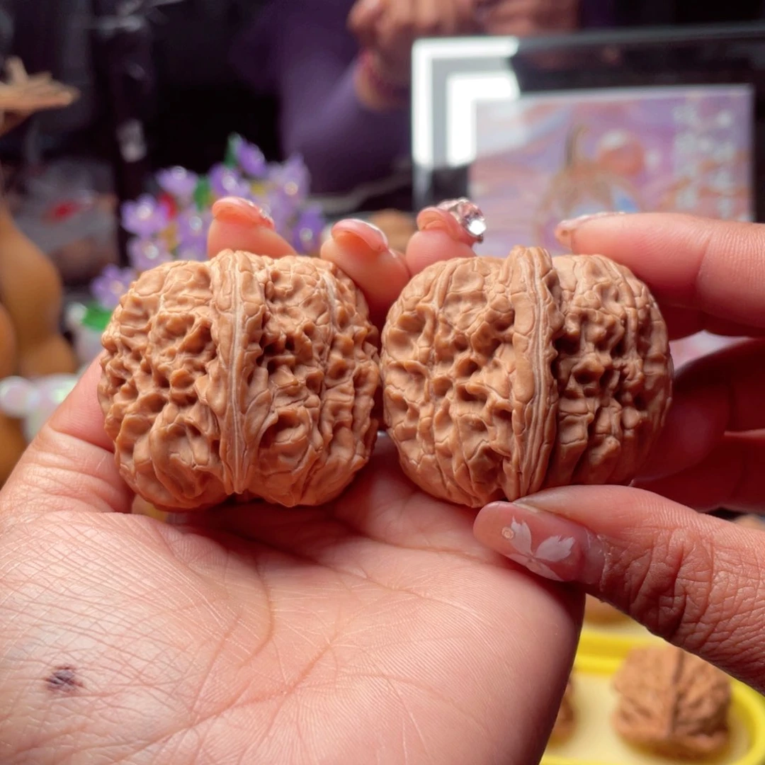 【闪购商品】文玩核桃把件门墩42