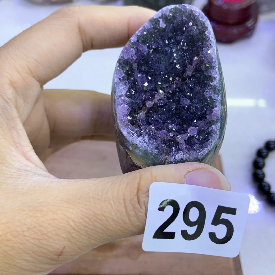 紫晶未镶嵌大型摆件（非配饰）