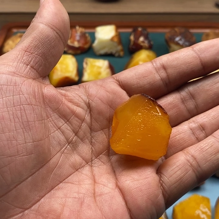 》***《定制琥珀未镶嵌天然蜜蜡原石