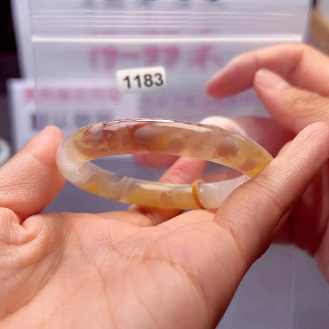 玛瑙/玉髓手镯默认微瑕53未镶嵌