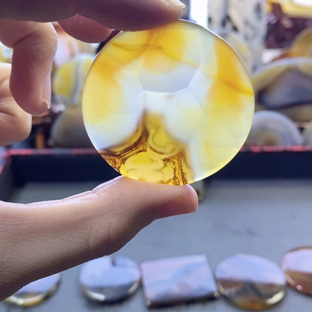 玛瑙/玉髓颈饰未镶嵌