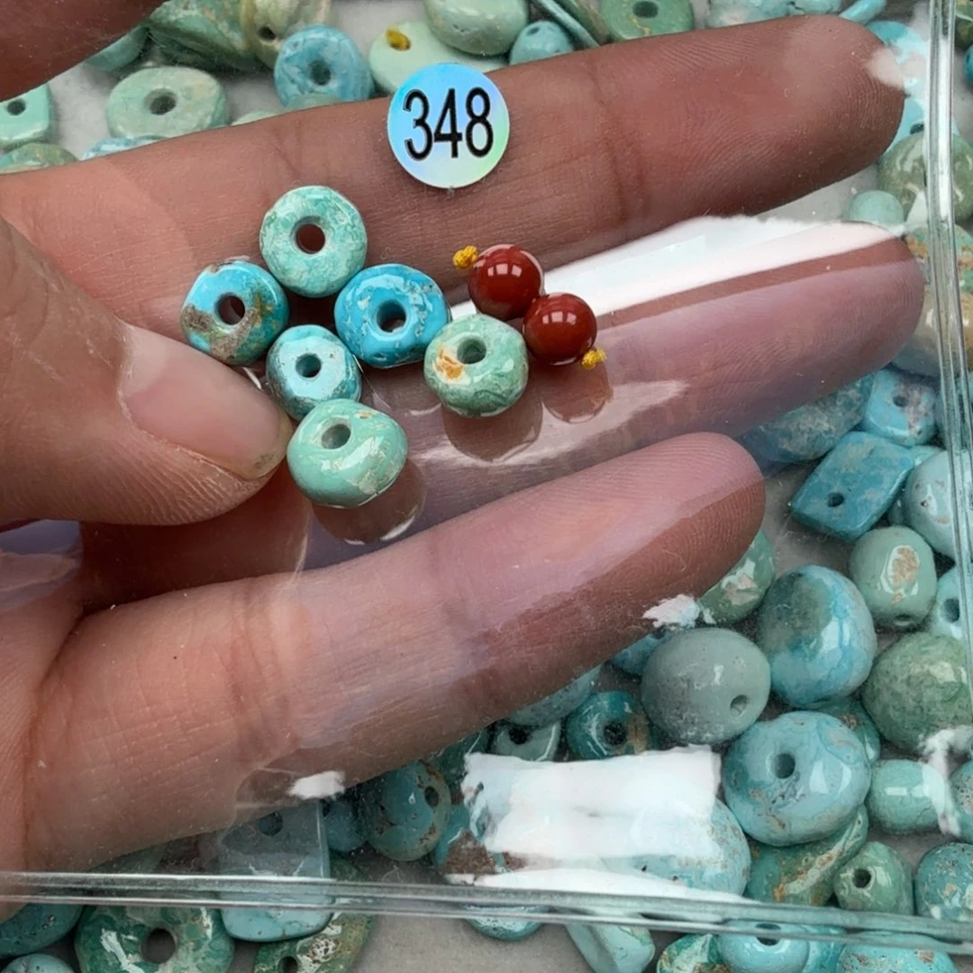 南红玛瑙未镶嵌珠宝奇石