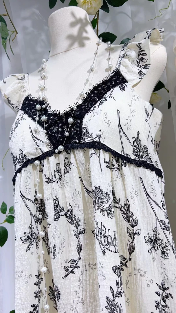 公主风带胸垫性感吊带睡裙（1720）