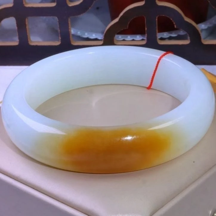 新疆精品和田玉手镯